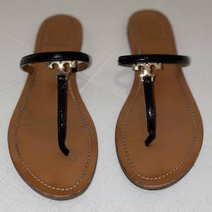 Tory Burch Sandals / Size:8 / Black & Gold
